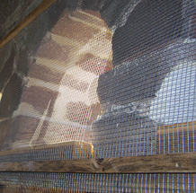 Photo d''une grille anti-pigeon pour un clocher